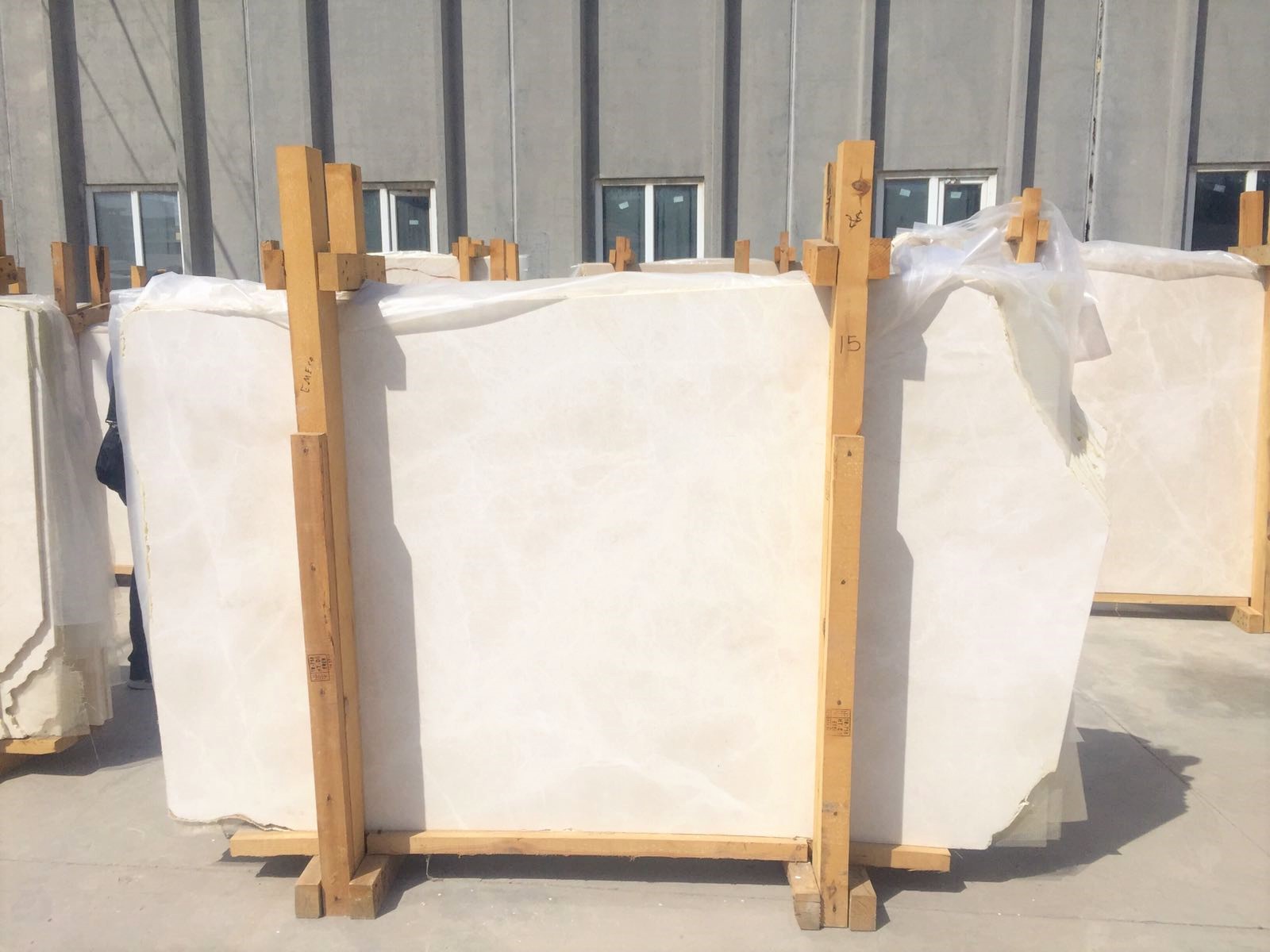 DIAMOND NUR BEIGE(BAIULAN)